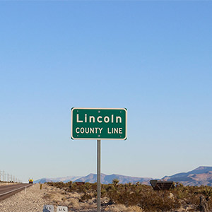 Road sign saying Lincoln County