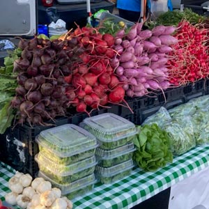 farmers market table of produce