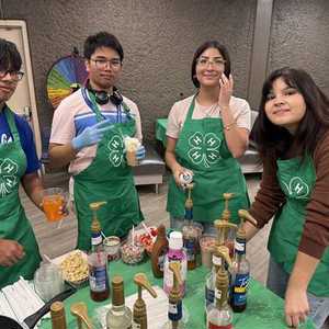 4H kids cooking