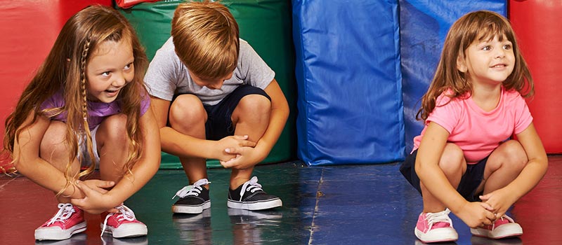 kids playing simon says