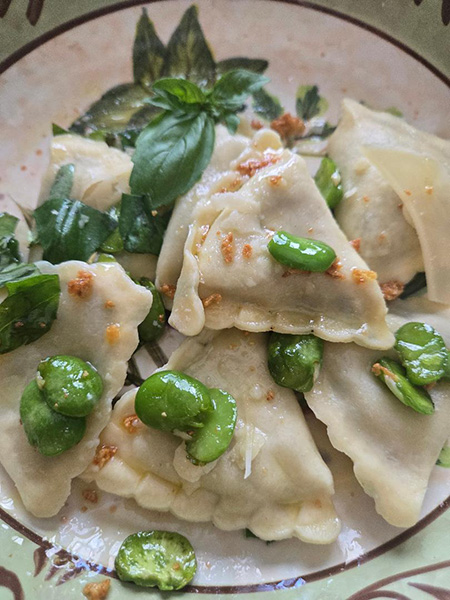 pasta with green beans on top
