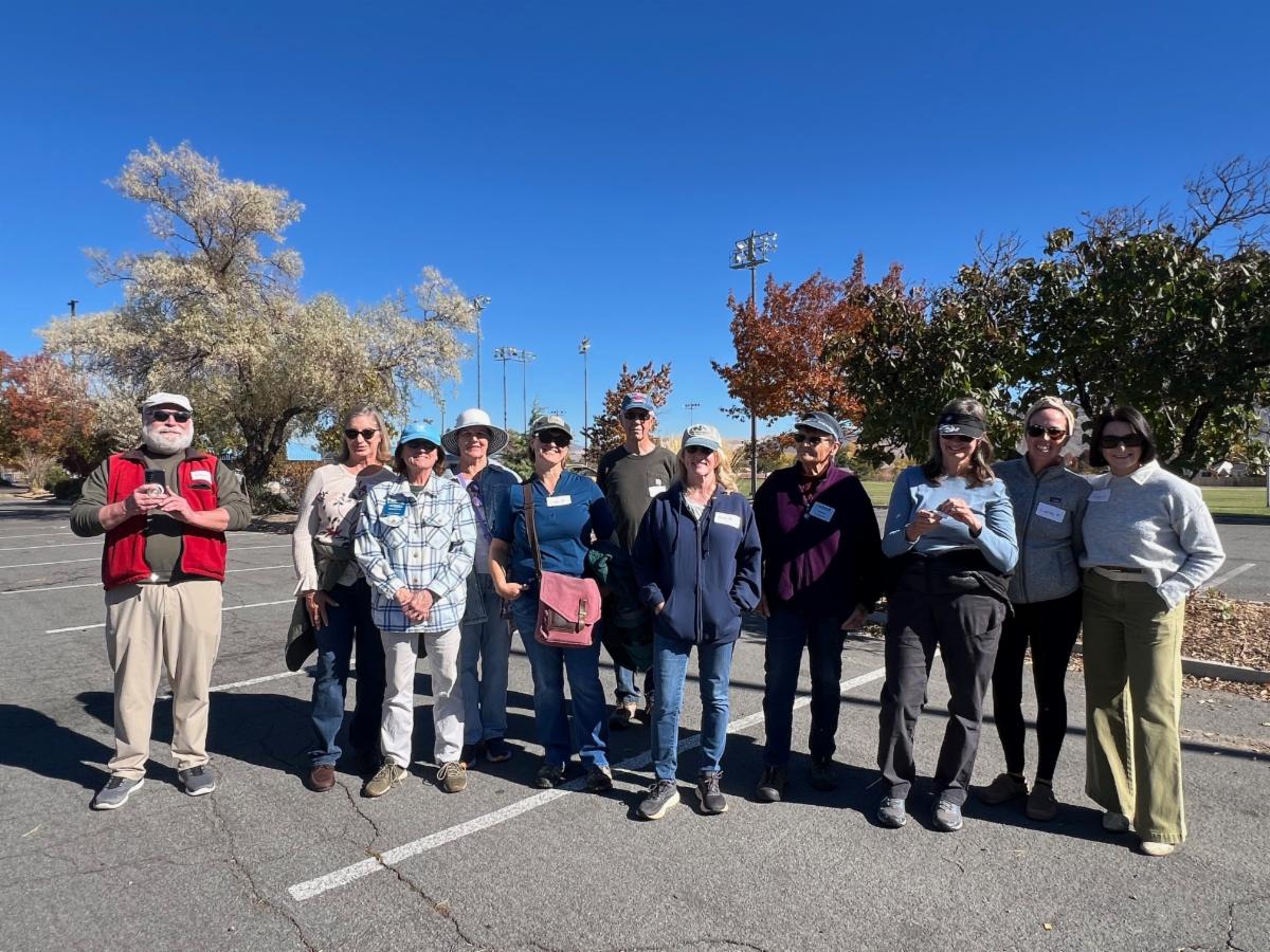 Master Gardener students on tree walk